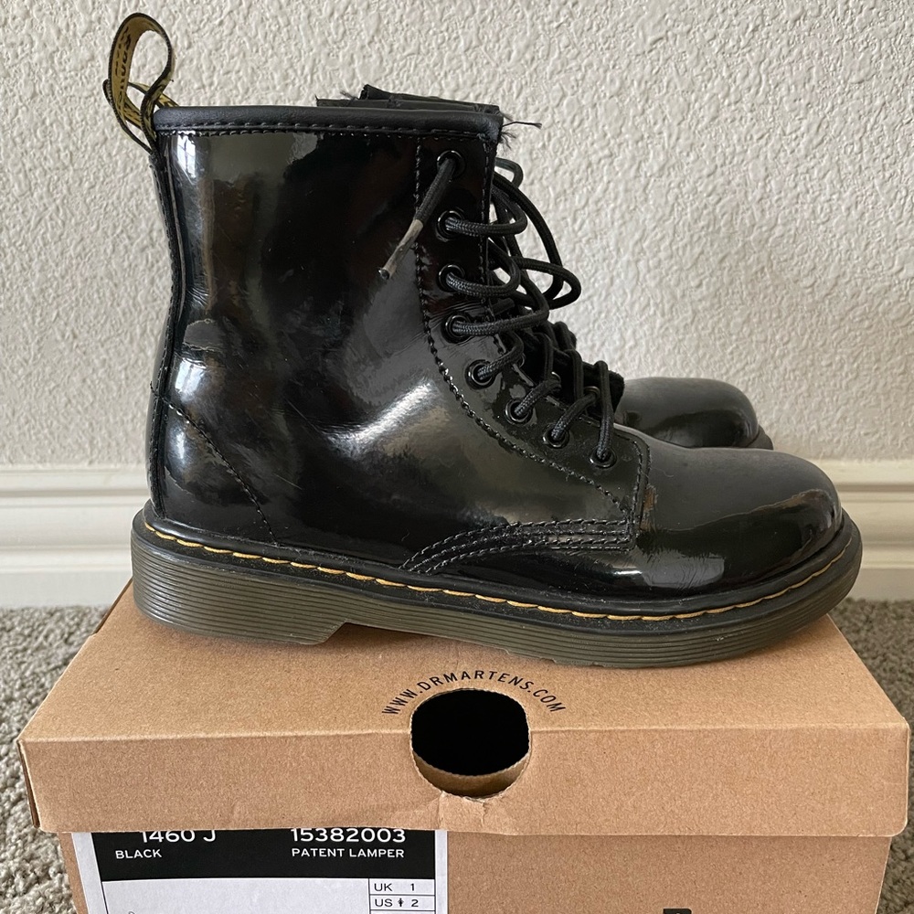 1460 Dr. Martens (big kids)